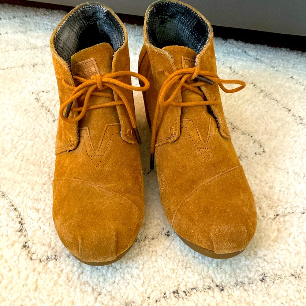 TOMS wedge bootie